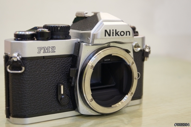 今年30歲的全機械式單眼相機 Nikon FM2 第二版