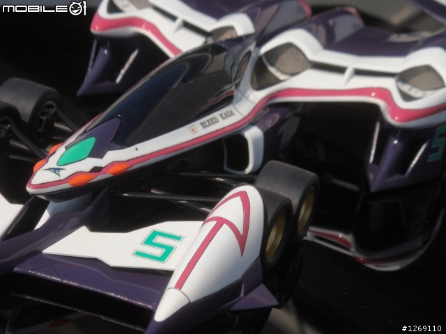 【作品分享】凰呀 Cyber Formula (圖多)