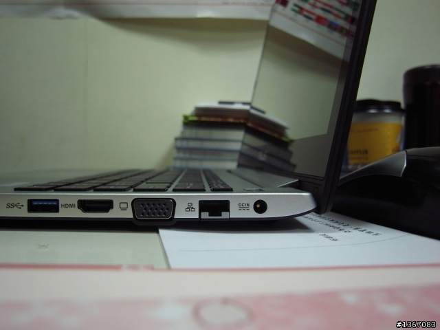辦公室之花的ASUS S400飄逸開箱