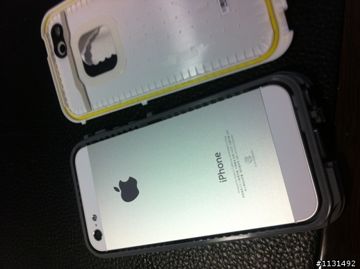 ((開箱))IPHONE5 防水防震防塵防雪 LifeProof™ Case