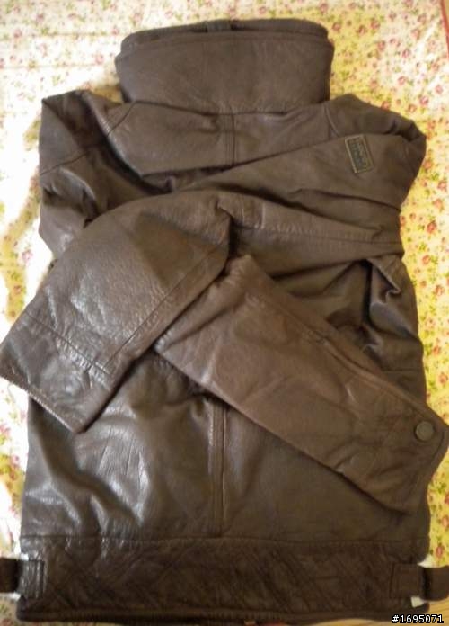 superdry tarpit 殘念關箱