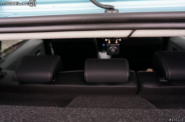 我的哆啦藍PRIUS C開箱