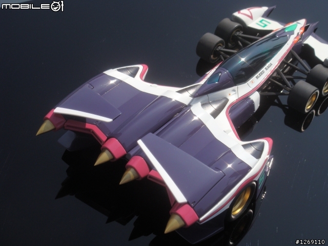 【作品分享】凰呀 Cyber Formula (圖多)