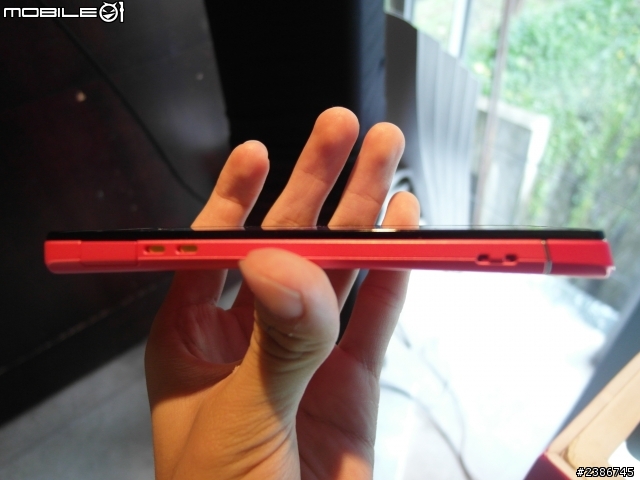 美的誕生~水中女神維納斯~SONY XPERIA V (Venus)