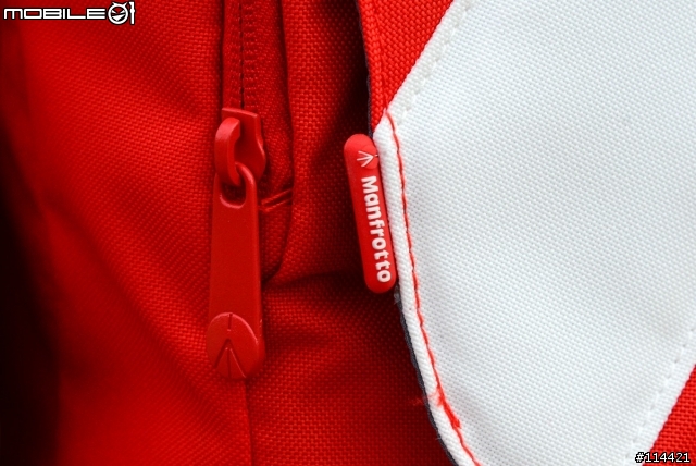 【分享開箱】Manfrotto Unica V Messenger 相機側背郵差包