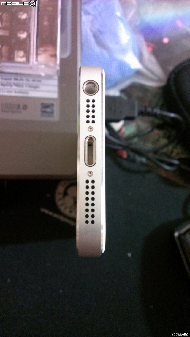 IPHONE5開箱!特派記者J先生!