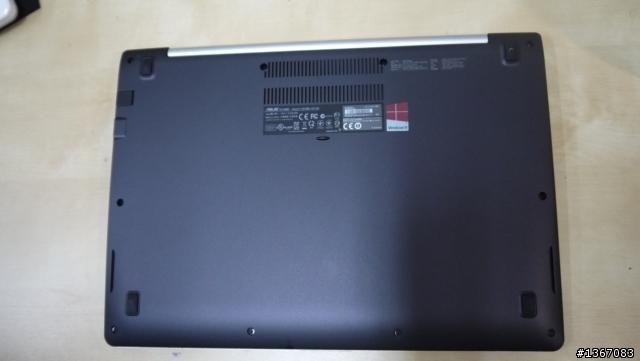 辦公室之花的ASUS S400飄逸開箱