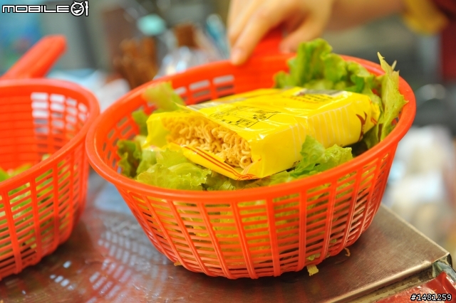 冬天! 來一碗暖暖的滷味 「原」滷味 亞東店