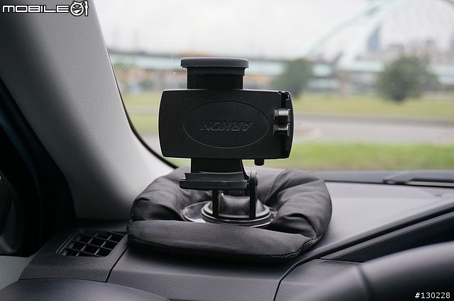 我的哆啦藍PRIUS C開箱