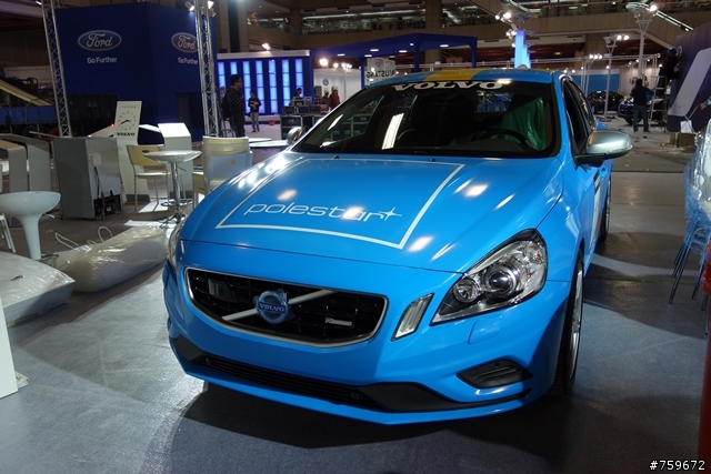 ((V40燒開箱-搶先看)) 車展第一PO 多圖有車內實拍^^ 價格不明