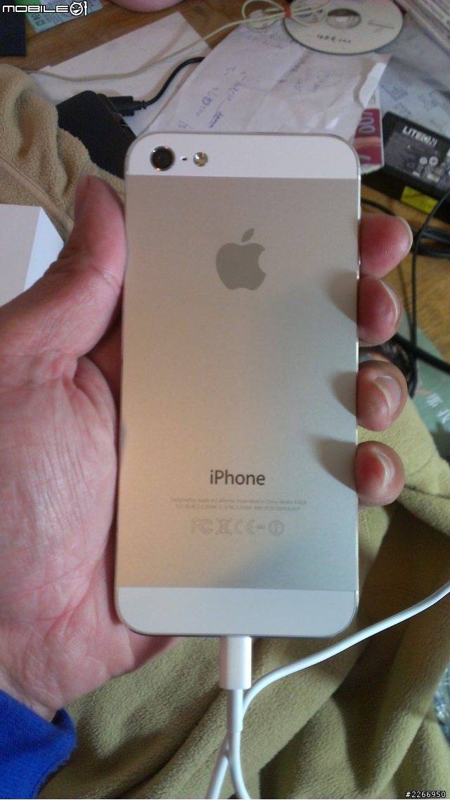 IPHONE5開箱!特派記者J先生!