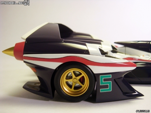 【作品分享】凰呀 Cyber Formula (圖多)
