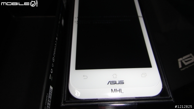 華碩白色Padfone2