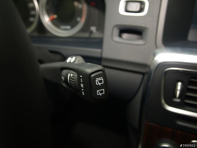 V60 D4旗艦版,sam power chip + R-design 外觀套件