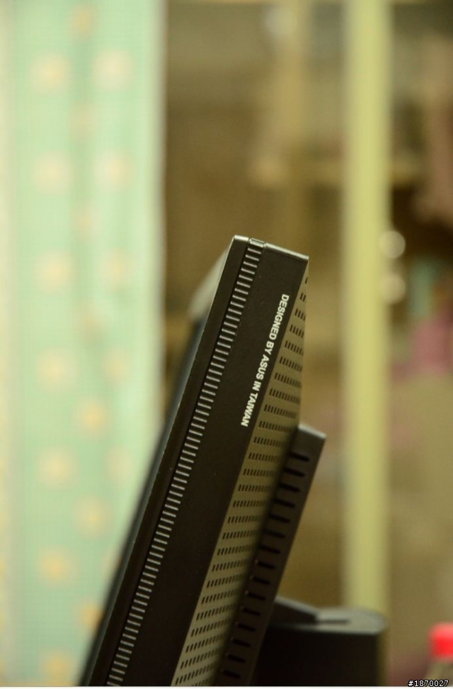 就是要USB3.0 !ASUS PA248Q開箱!