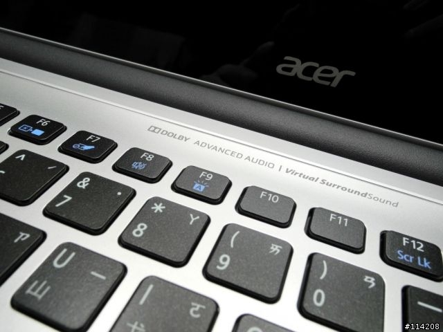 Win8觸控新體驗-Acer V5-571PG 15吋小開箱與心得