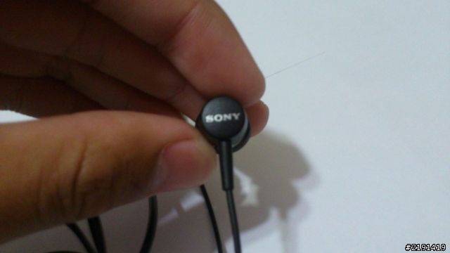 買到XPERIA V了!完整開箱文~