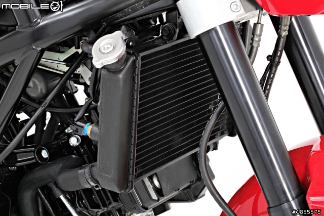 -CPI捷潁機車-代理HYOSUNG-GT650R-F1 即將上市!