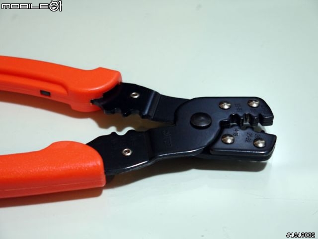 Peugeot 107 安裝 速控鎖 及 中控開關