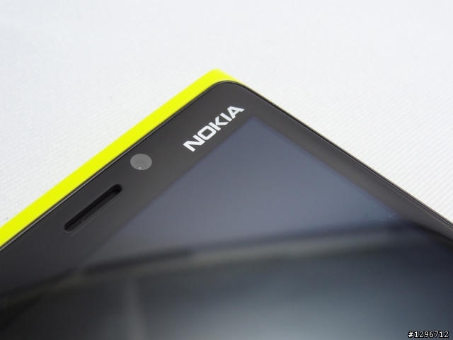 【幸福】滿意到溢出來了~Nokia Lumia 920小小開箱文
