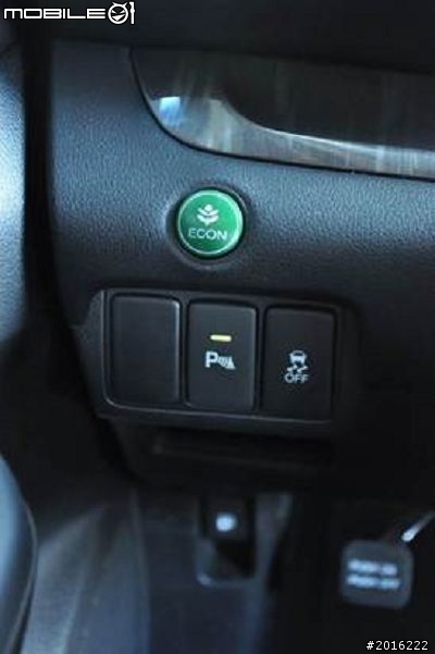 試乘後覺得CRV4質感有帶出來~內有拍到套件組圖