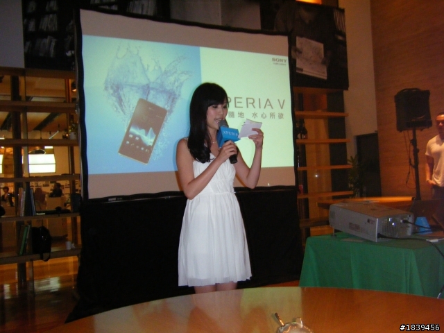 【Sony Xperia V (VC)搶鮮報& 台北場體驗會感想】