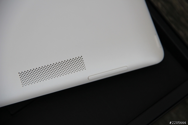 換了PadFone 2冬季限定雪白,心情好雀躍^_^
