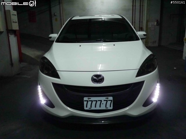 雙白馬五簡單開箱+DAS-3000HD黑騎士行車記錄器+卡夢配件+防眩光後照鏡(藍鏡)+大燈燻黑燈膜+日行燈
