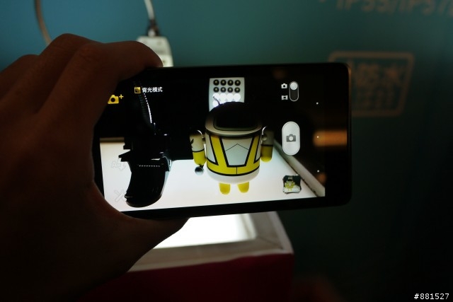 輕薄美型防水新旗艦-SONY Xperia V體驗影片全紀錄