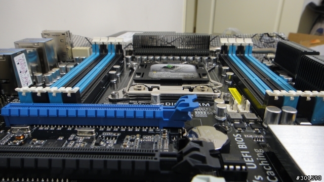 自組3930K P9X79 WS 不專業開箱!