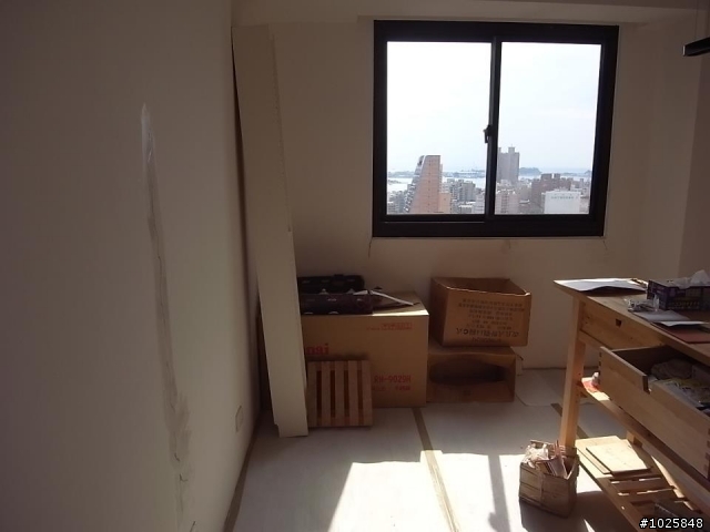 高雄市區,高樓層LOFT風,自行發包