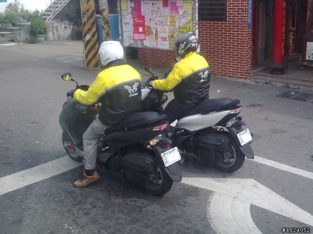 今天看到的測試車----品牌????