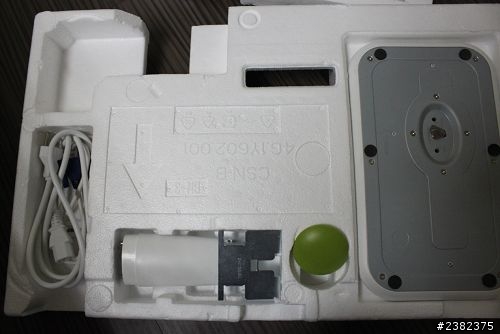 VA新夥伴~VW2430H+Mac Book Pro根本是山脖和嬰苔的組合(已全部修改成Mac Book Pro)