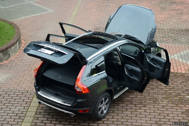 「首發」"2013" Volvo XC60 T5 預備開箱+開箱