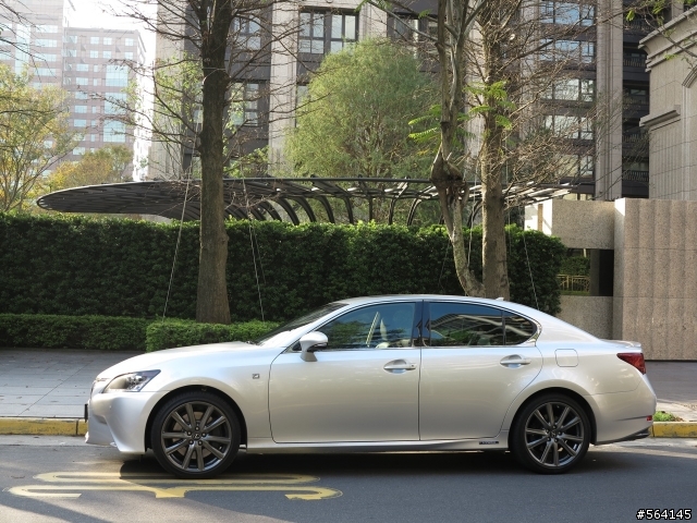 "先別說這個了,您聽過GS450h F SPORT嗎?" 開箱兼勸敗文