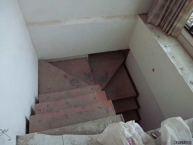 高雄市區,高樓層LOFT風,自行發包