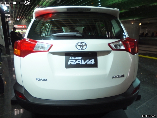 2012-12-29 NEW RAV4 TOYOTA 賞車試駕