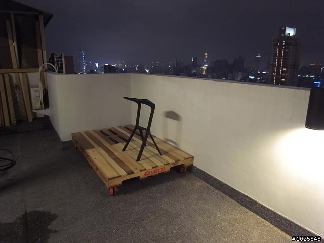 高雄市區,高樓層LOFT風,自行發包