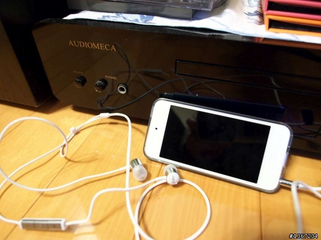 (簡單開箱) AKG - K375