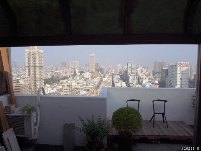 高雄市區,高樓層LOFT風,自行發包