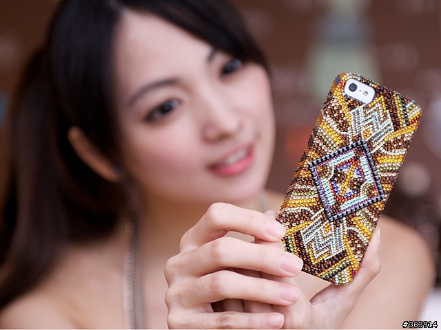 阿喜再登場~iPhone 5背蓋合輯 本次主打華麗、原木、台灣設計