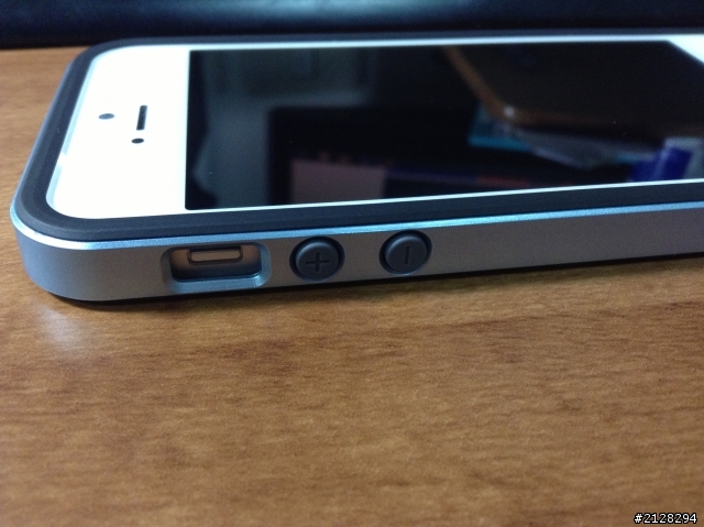 (分享) iphone5 遇到 SGP EX Slim