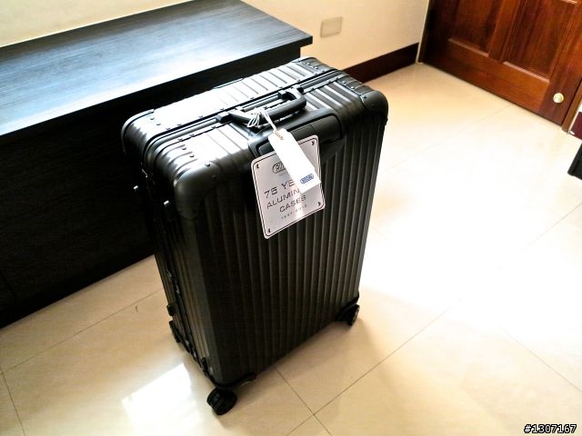 RIMOWA TOPS STEALTH 29吋黑色行李箱