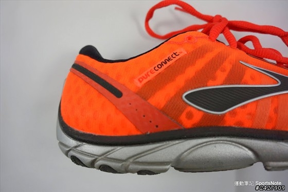 「最佳上市」 Brooks Pure Connect 實際鞋測分享