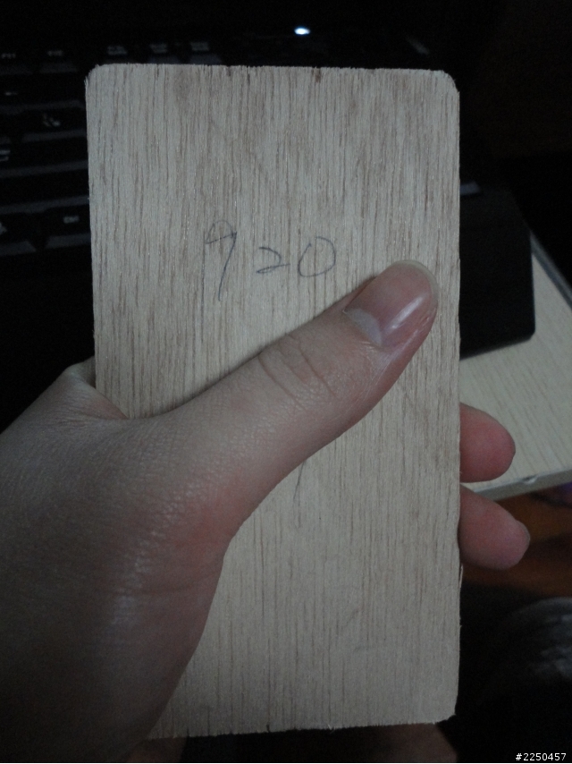 不負責任の超低成本手機尺寸比較 Lumia820、920,Xperia V、Z、ZL