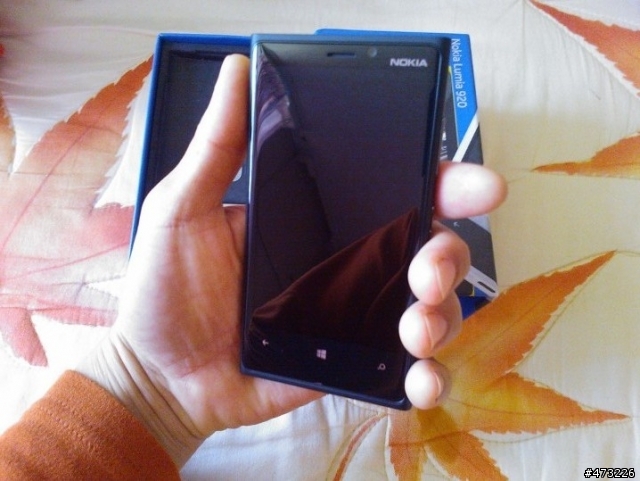 獎品開箱---lumia920(電腦當機重打篇)