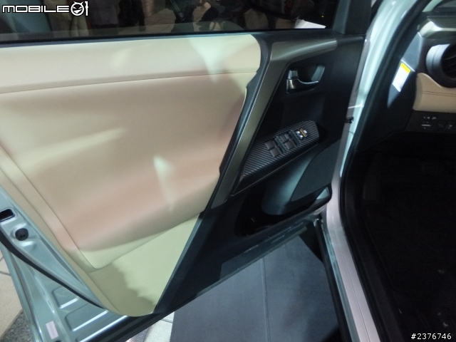 2012-12-29 NEW RAV4 TOYOTA 賞車試駕