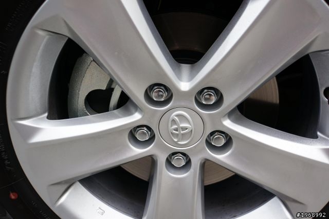 千呼萬喚,我的2013 RAV4 2.5E交車開箱