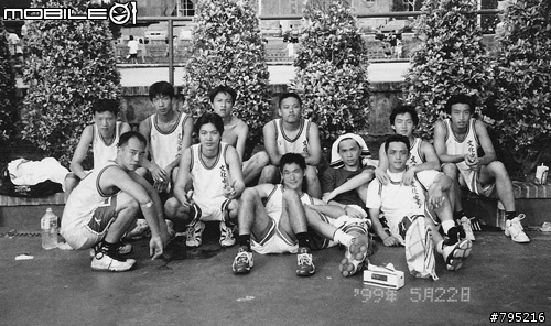 「我的籃球經」徵文活動開跑!分享自己的籃球熱愛就有機會抽中KOBE 8!