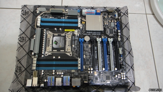 自組3930K P9X79 WS 不專業開箱!